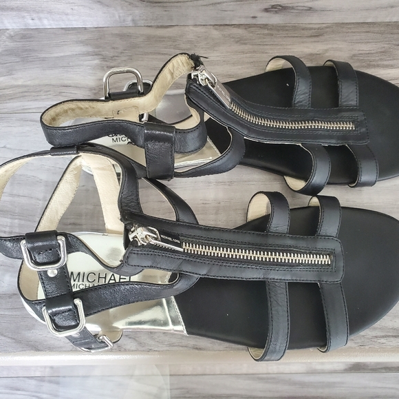 Michael Kors leather sandals - Picture 4 of 4